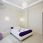 Apartment Crystal